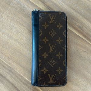 Louis Vuitton Brazza Wallet